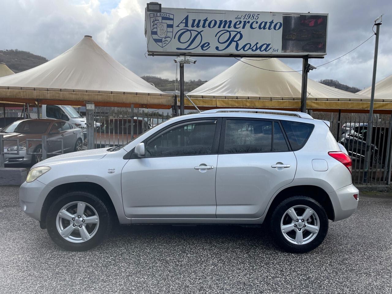 Toyota RAV 4 RAV4 2.2 D-4D 136 CV Luxury