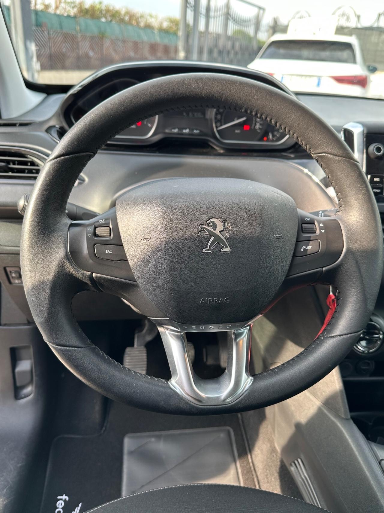 Peugeot 208 PureTech 82 5 porte Allure 2018