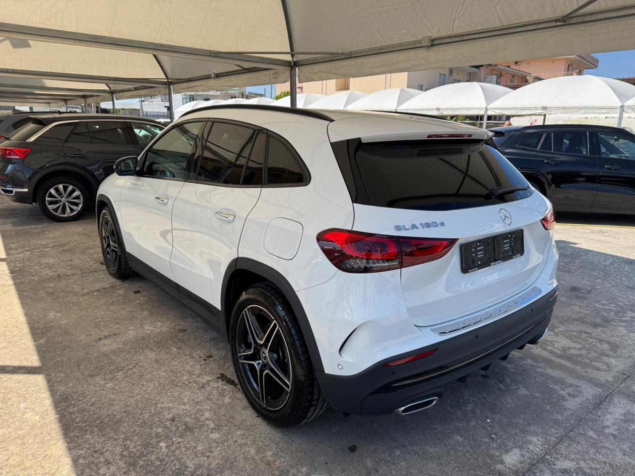 MERCEDES-BENZ GLA 180 d AUTOMATIC. PREMIUM AMG -MY23