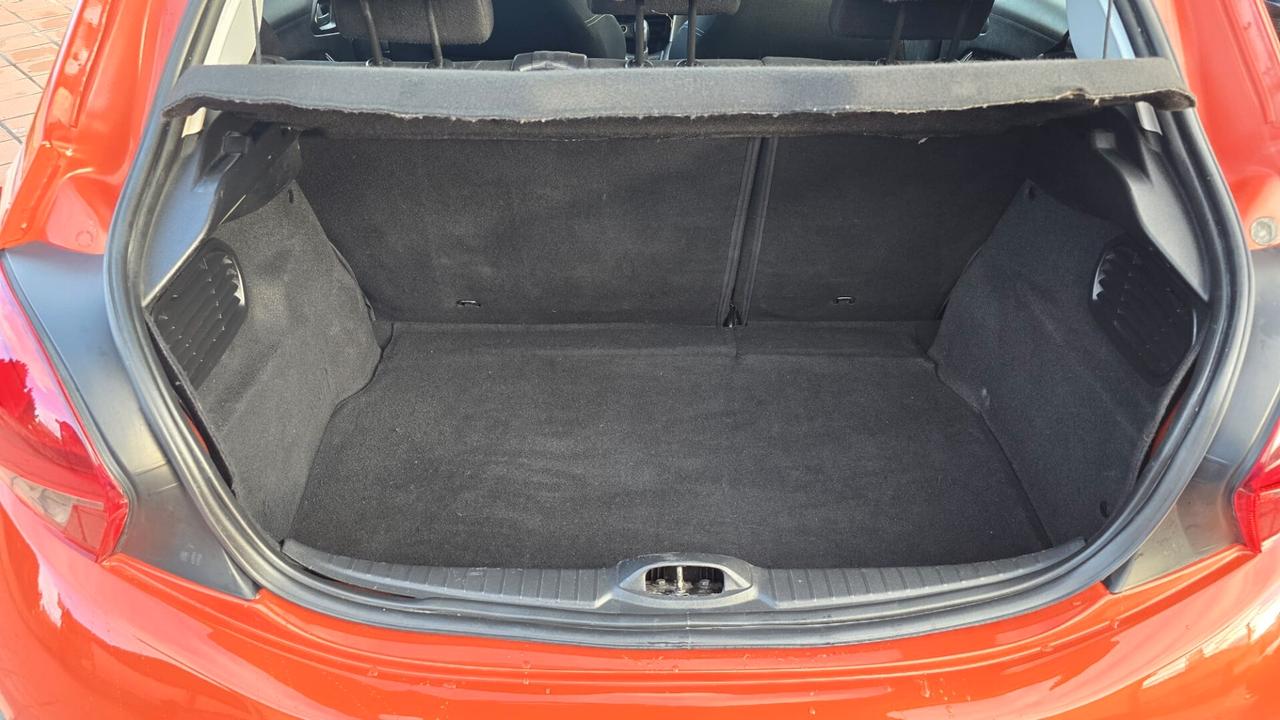 Peugeot 208 BlueHDi 75 5 porte Allure