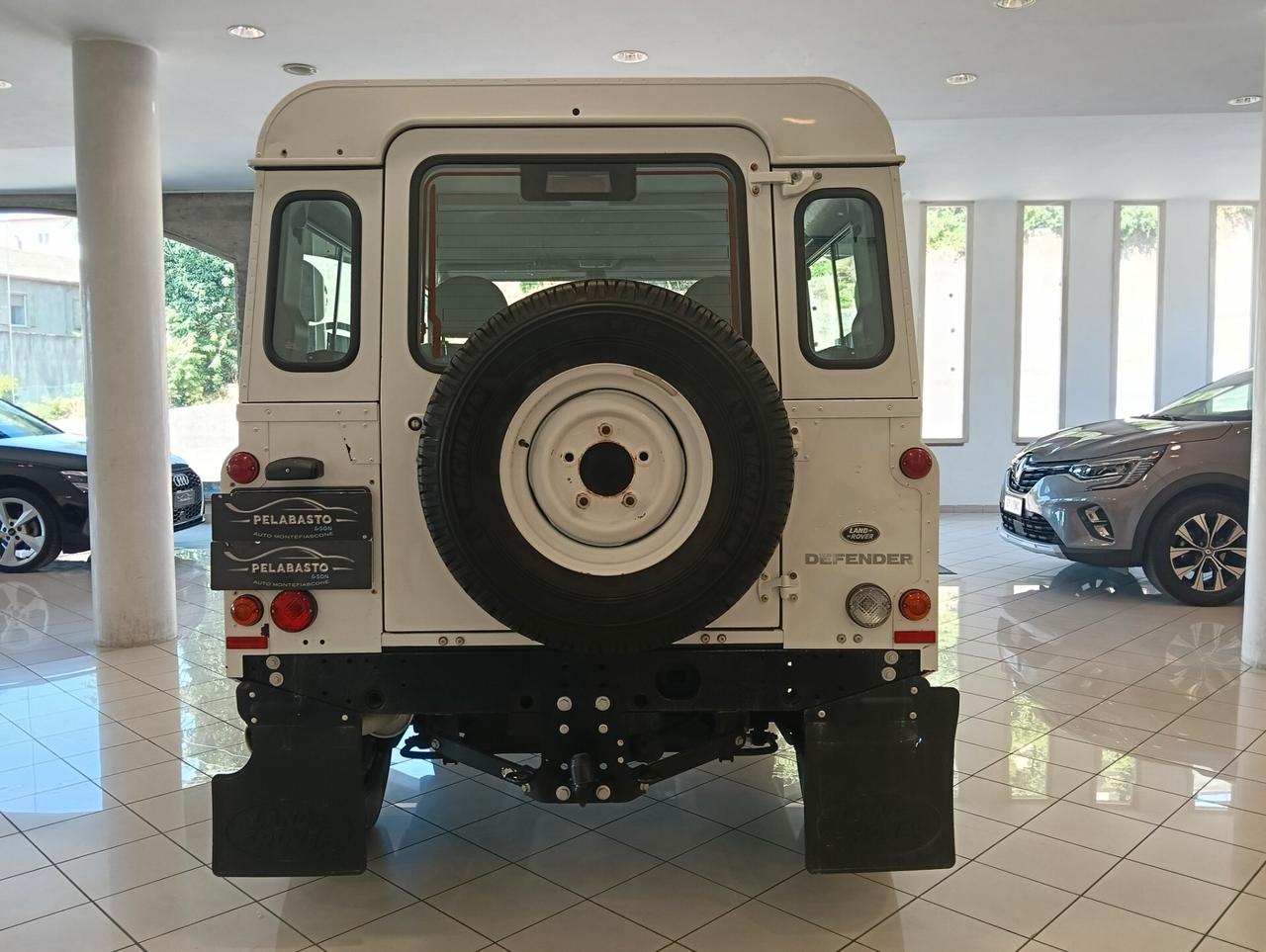 Land Rover Defender 90 2.2 TD4 Station Wagon base N1