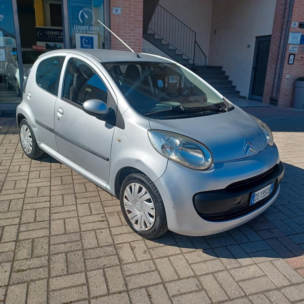 120.208KM C1 1.0 5P NEOPATENTATI OTTIMA