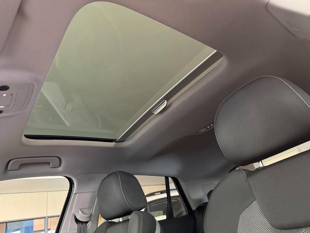 Audi Q2 35 1.5 tfsi Advanced s-tronic Led App conn Cam Pano 17"