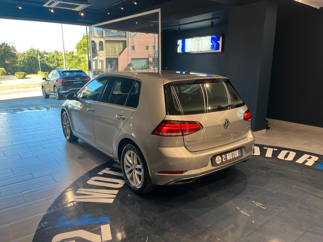 Volkswagen Golf VII 1.5 TGI 5p. Trendline BlueMotion Technology