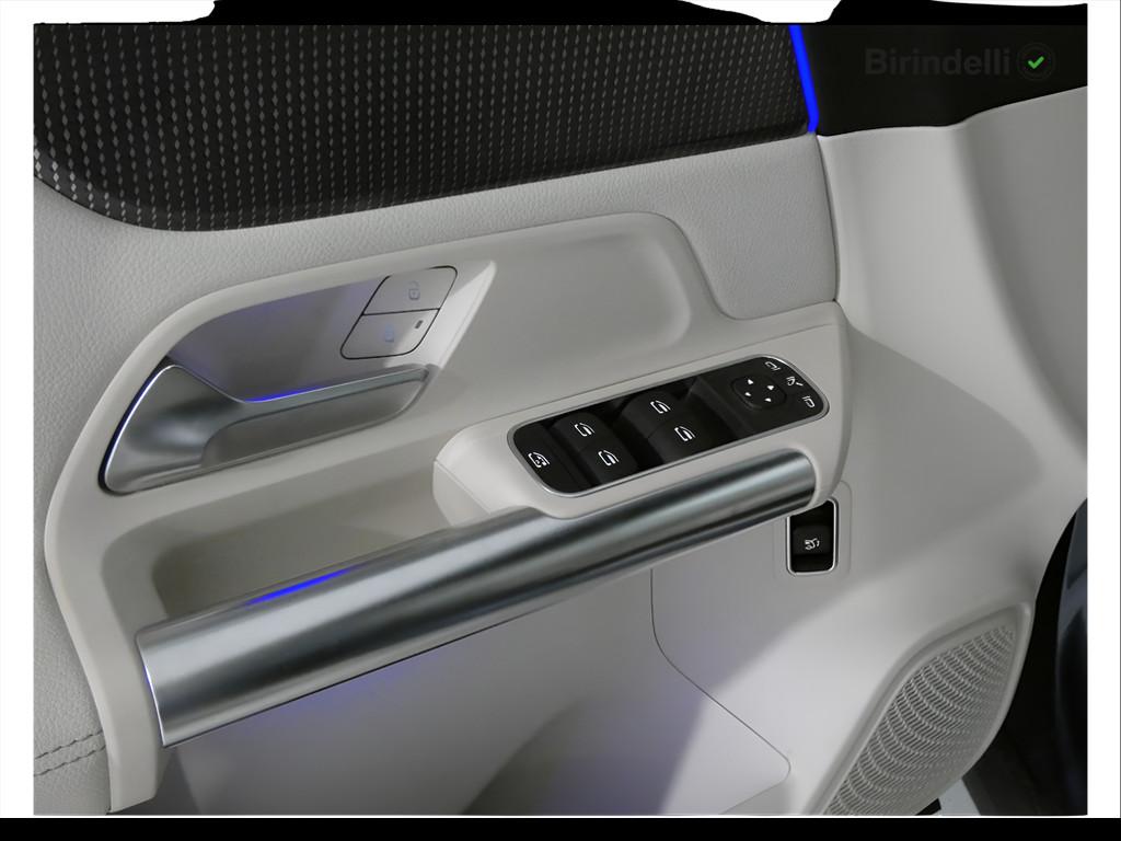 Mercedes-Benz GLA (H247) - GLA 200 d Automatic Sport