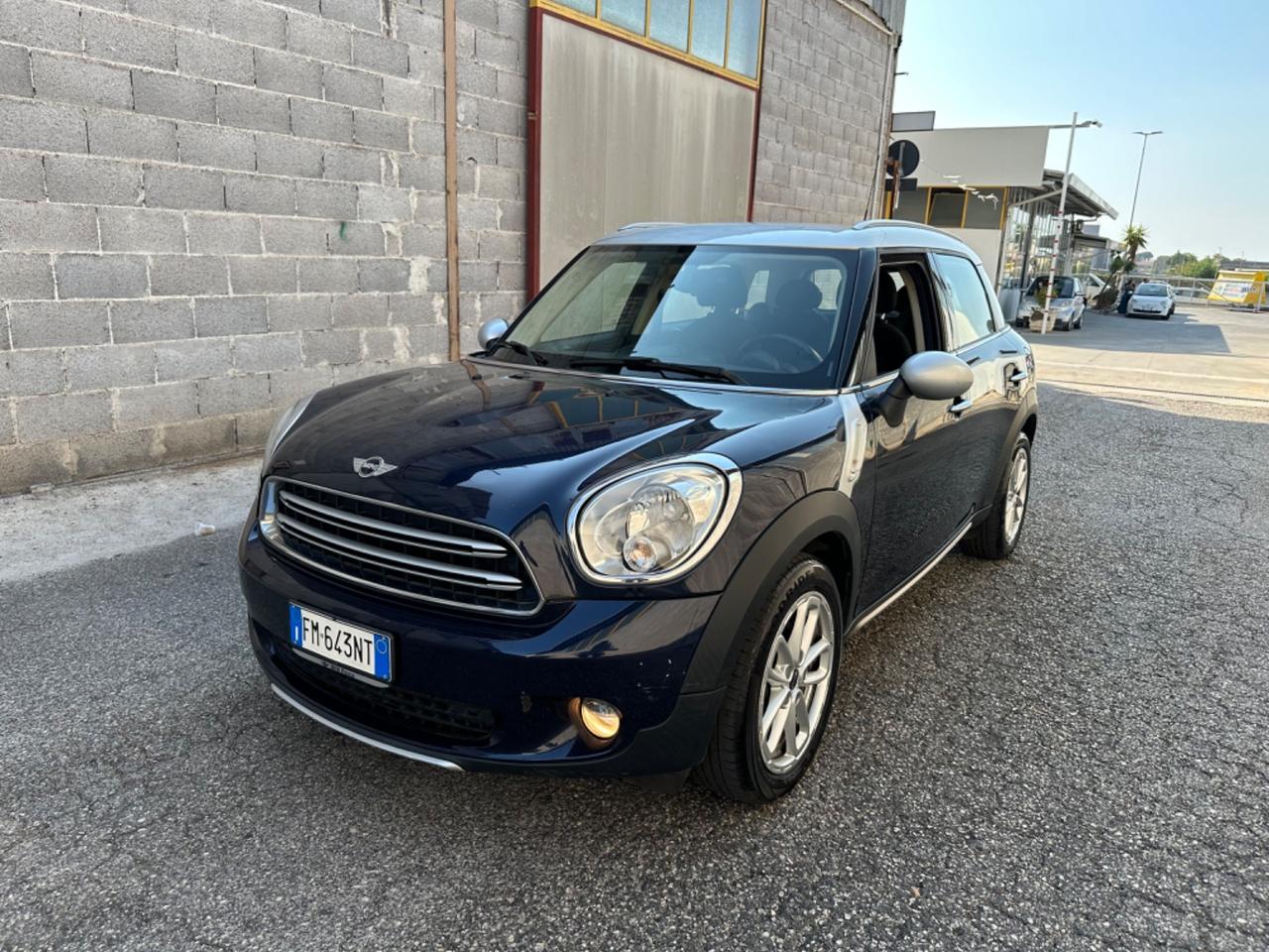 Mini Cooper D Countryman Mini 2.0 Cooper D Automatica TETTO