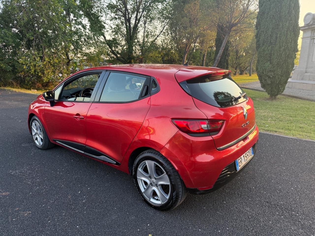 Renault Clio 1.2 75CV 5 porte Wave