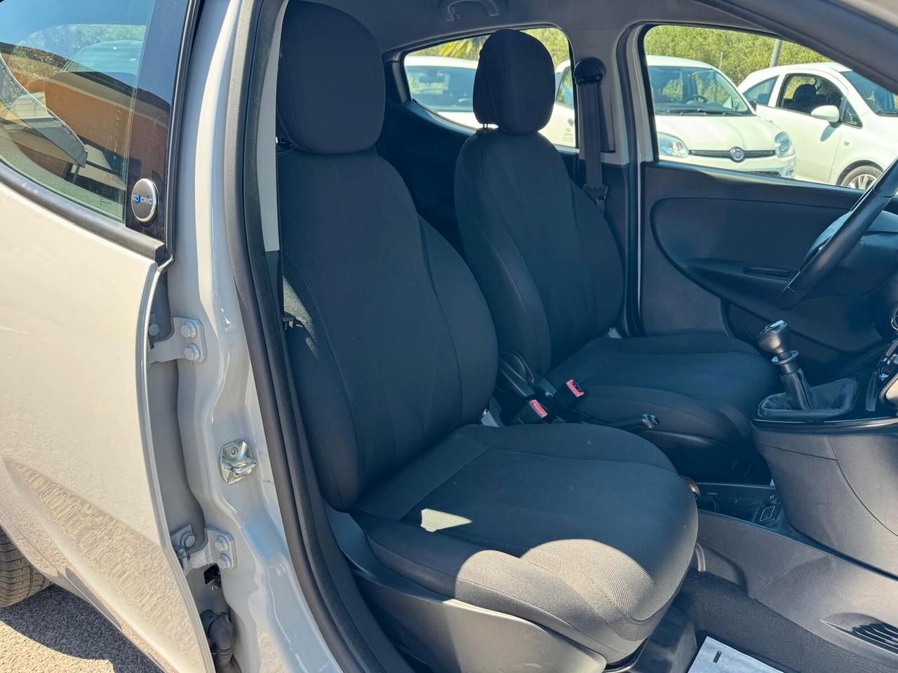 Lancia Ypsilon 1.2 GPL ECOCHIC GPLD UNIPRO 2018