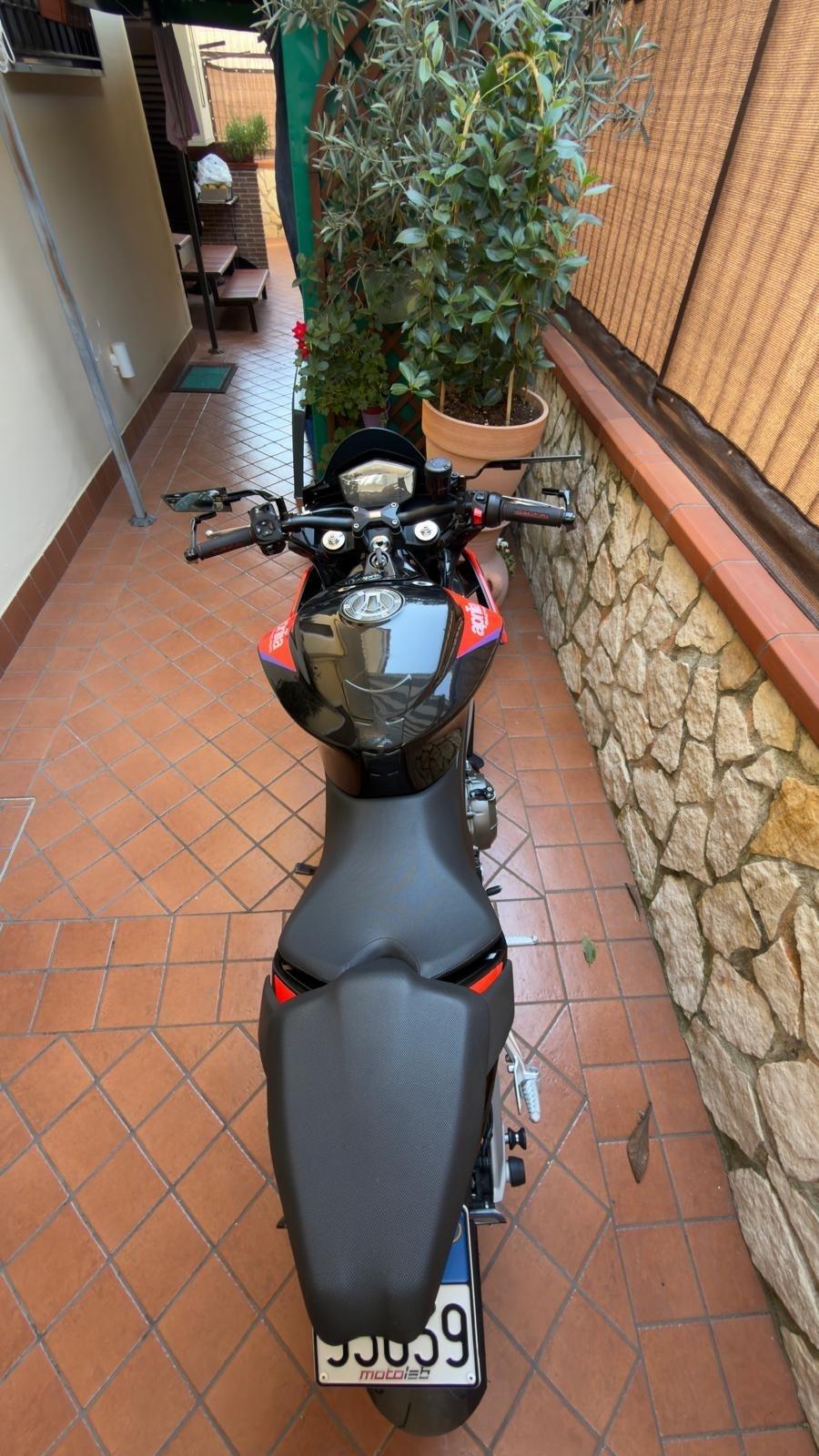 Aprilia Tuono 660