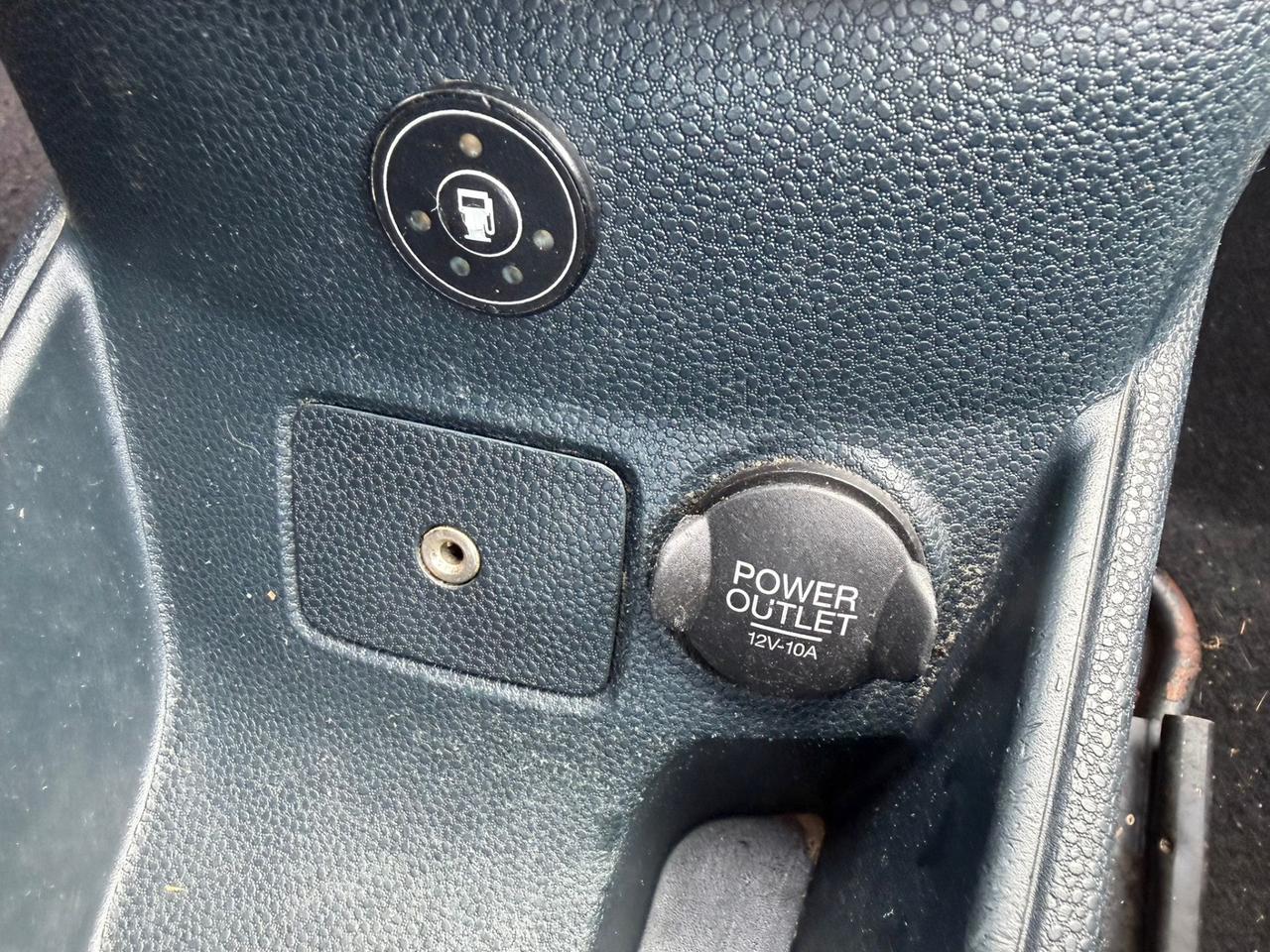 Ford Fiesta 1.4 3 porte Bz.- GPL Titanium