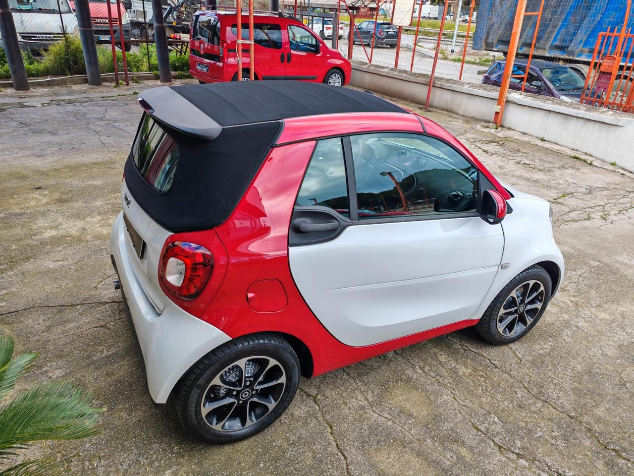 Smart Fortwo 1,0 benzina 05/2017 Cv70