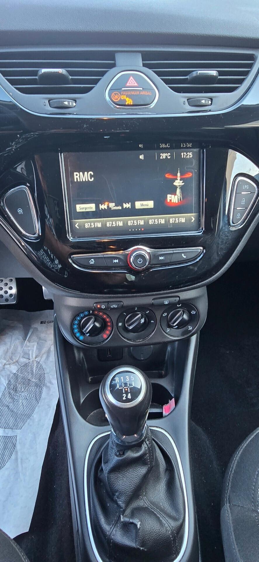 Opel Corsa 1.4 90CV GPL Tech 5 porte Advance