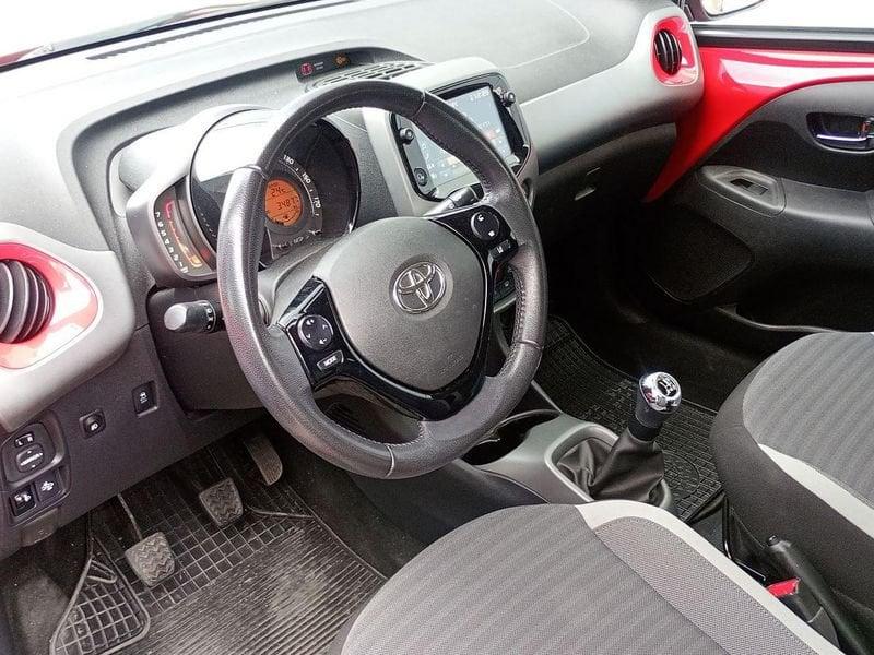 Toyota Aygo 5 Porte 1.0 VVT-i 72cv x-play