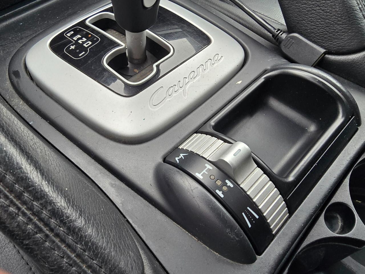Porsche Cayenne 3.2 V6|TETTO APRIBILE|DARK BLUE (LA5Q)