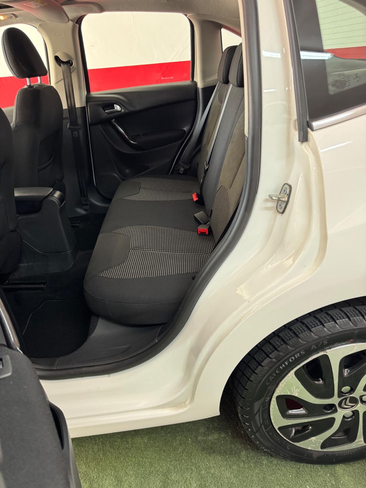 Citroen C3 1.4 HDi 70 Exclusive2015,CAMBIO AUTOMATICO