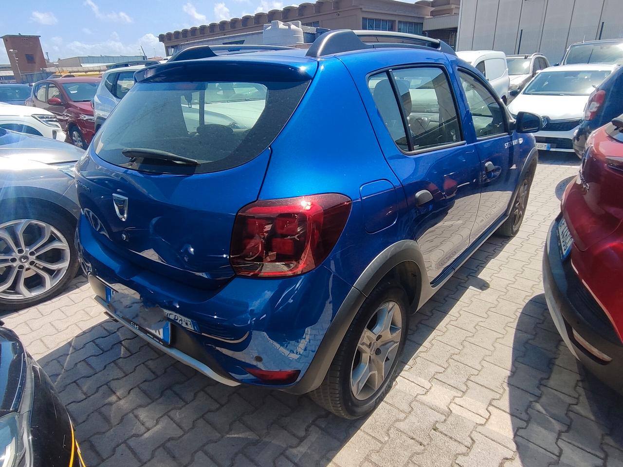 Dacia Sandero Stepway 1.0 BENZINA E GPL DI SERIE