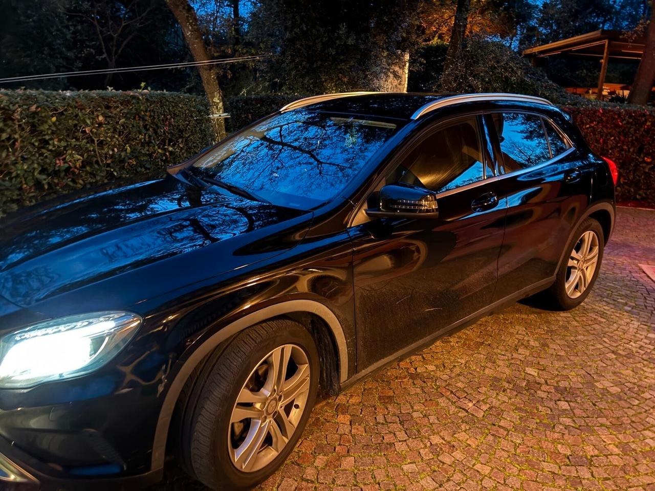 Mercedes-benz GLA 180d Automatic Executive