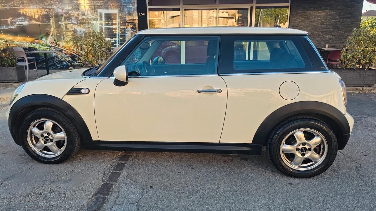 Mini 1.6 16V Cooper D Chili