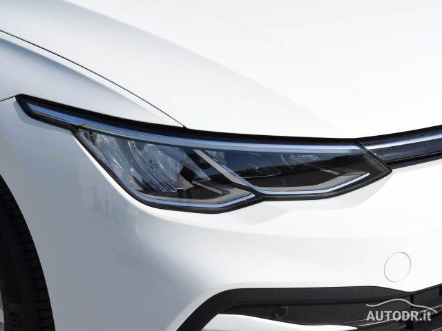 VOLKSWAGEN Golf Variant 2.0 TDI Life DSG Fari LED, App-Connect, ACC KM CER