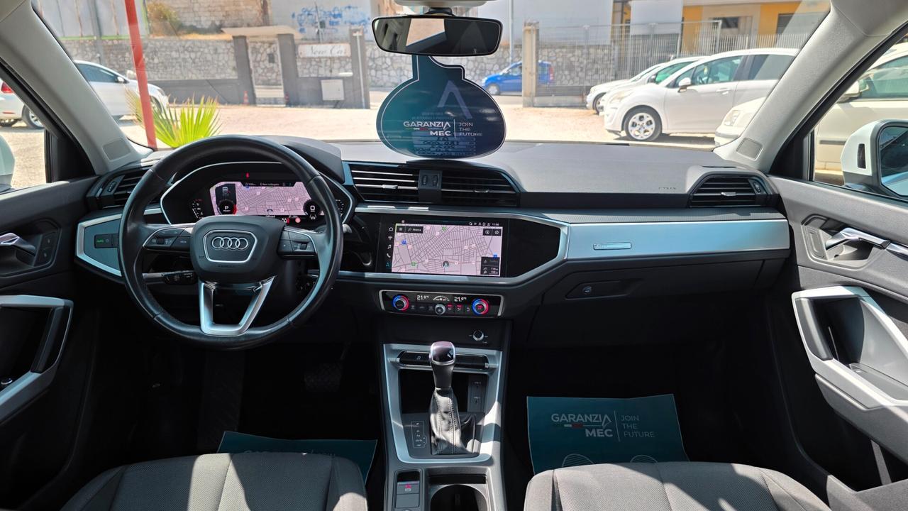 Audi Q3 2.0 TDI 150cv - S-TRONIC VIRTUAL COCKPIT