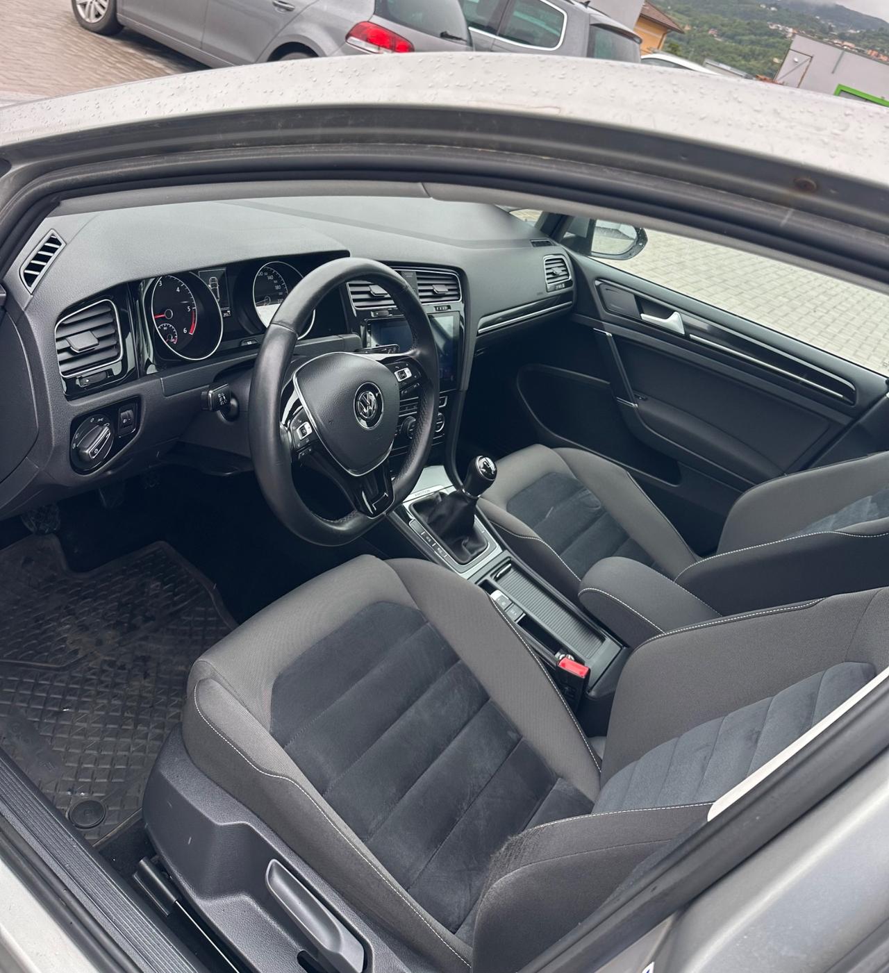 Volkswagen Golf 2.0 TDI 5p. 4MOTION Highline BlueMotion Tech.