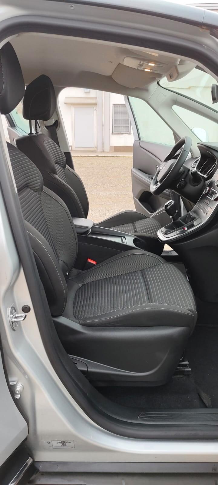 Renault Grand Scenic Blue dCi 120 CV Initiale Paris