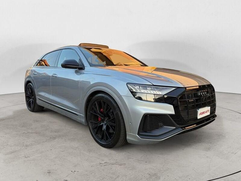 Audi Q8 55 TFSI 250kW quattro tiptronic Sport
