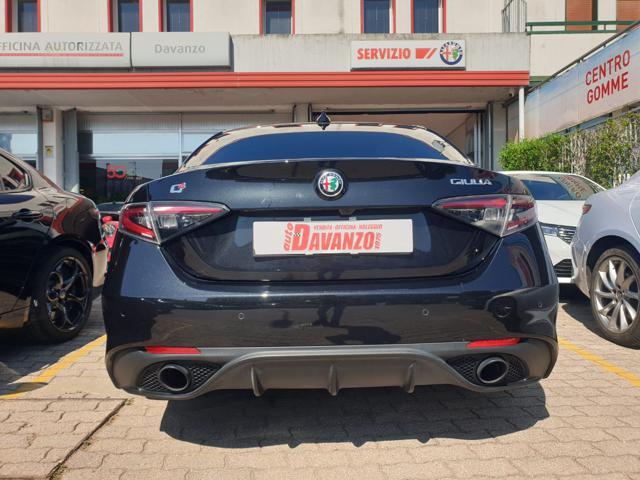 ALFA ROMEO Giulia 2.0 Turbo 280 CV AT8 AWD Q4 Veloce in arrivo