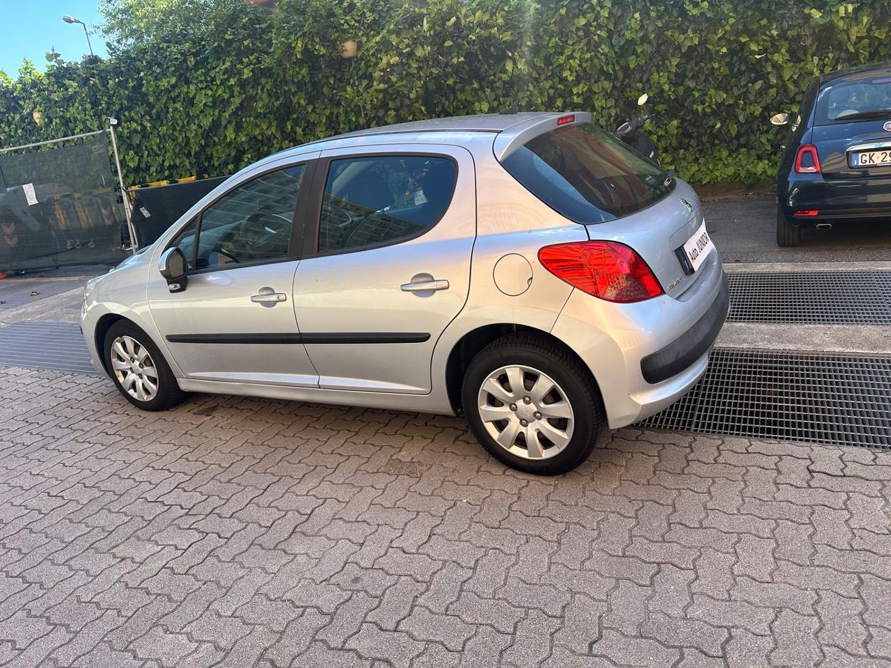 Peugeot 207 1.4 88CV 5p. ONE Line