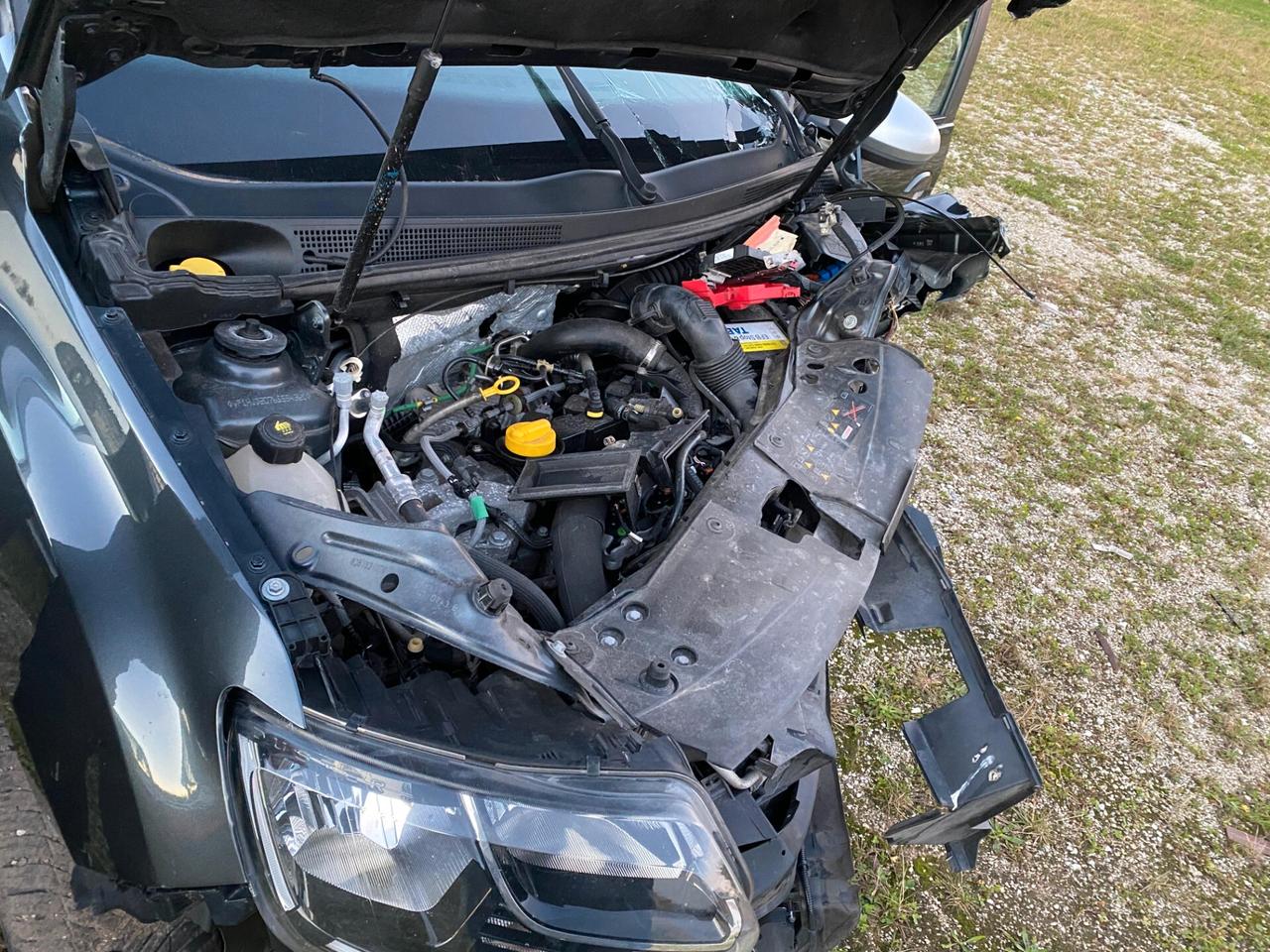 Dacia Duster 1.0 TCe GPL ECO-G Anniversary