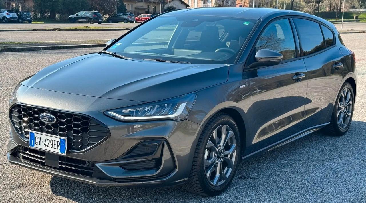 Ford Focus HYB 125CV ST-LINE -NESSUN OBBLIGO DI FINANZIAMENTO