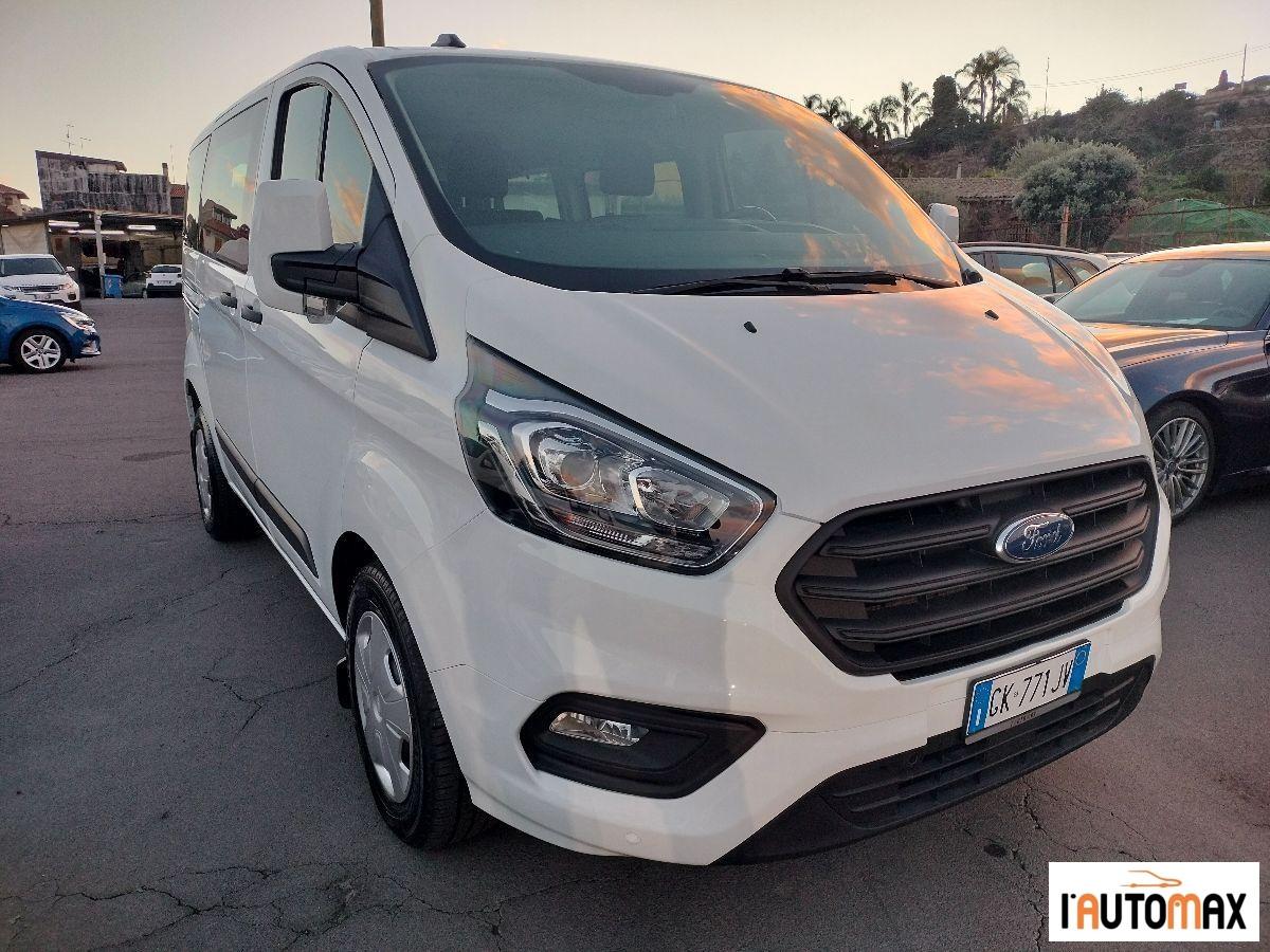 FORD - Transit Custom 9 Posti - Prezzo IVA Inclusa