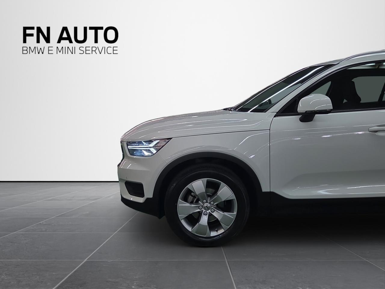 Volvo XC40 T3 Geartronic Momentum Pro