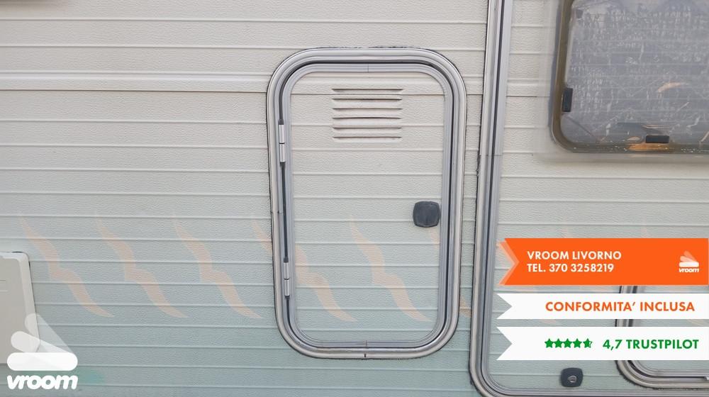 C.I. Riviera garage Autocaravan