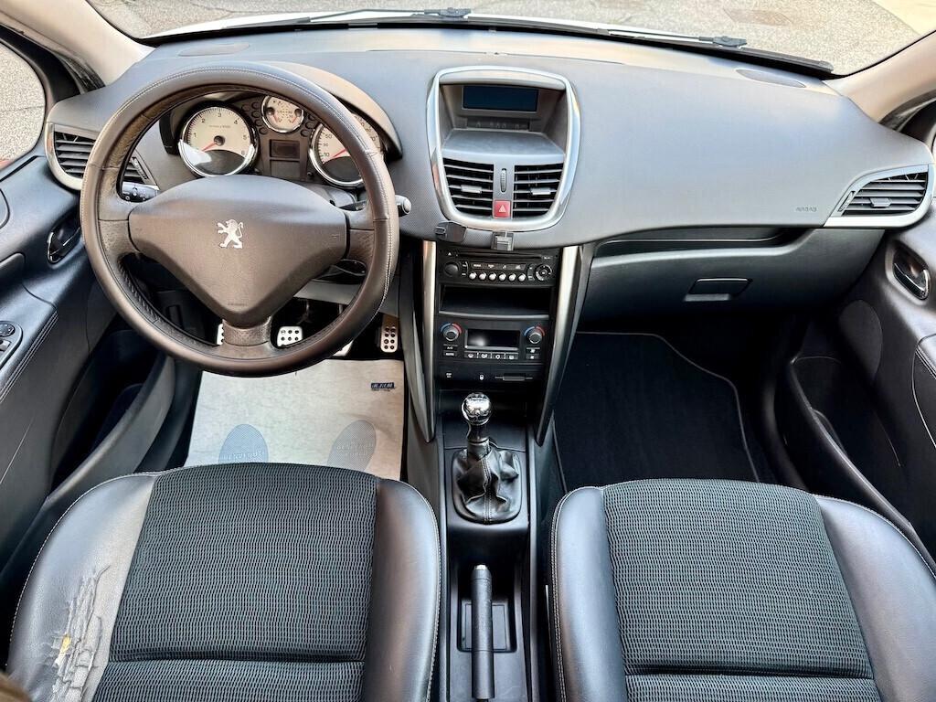Peugeot 207 1.4 HDi 70CV 5p. Allure