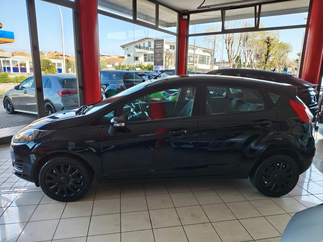 Ford Fiesta 1.4 5 porte GPL FINANZIABILE