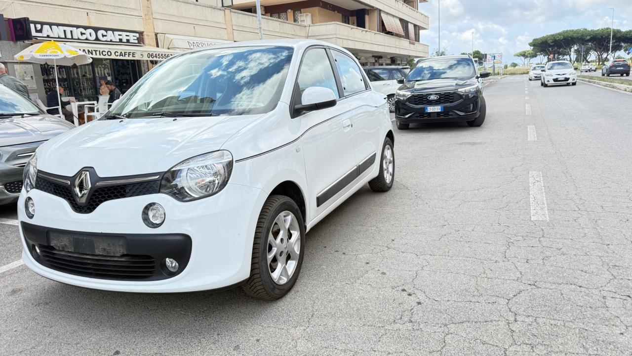 Renault Twingo SCe Stop&Start LIMITEED NAVI KAMERA PDC CERCHI 16 BLUETOOTH