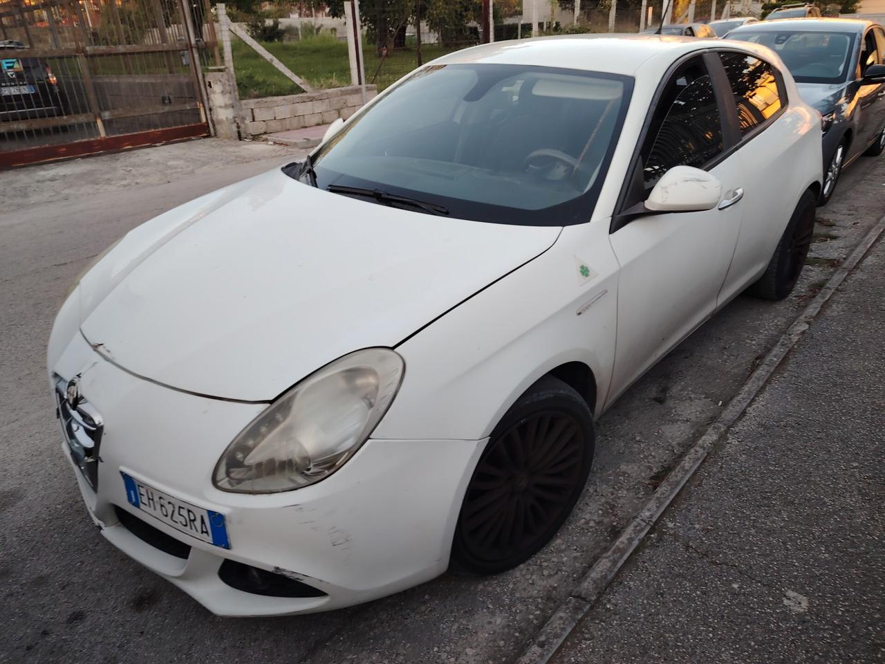 Alfa Romeo Giulietta 1.6 JTDm-2 105 CV Distinctive