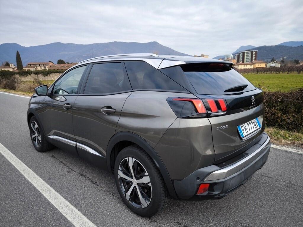 PEUGEOT 3008 1,6 BLUEHDI GT LINE – CAMBIO AUTOMATICO