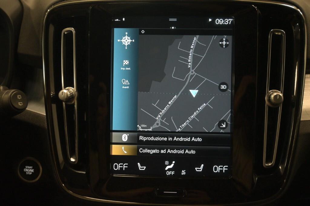 Volvo XC40 D3 Momentum Pro (150 cv)