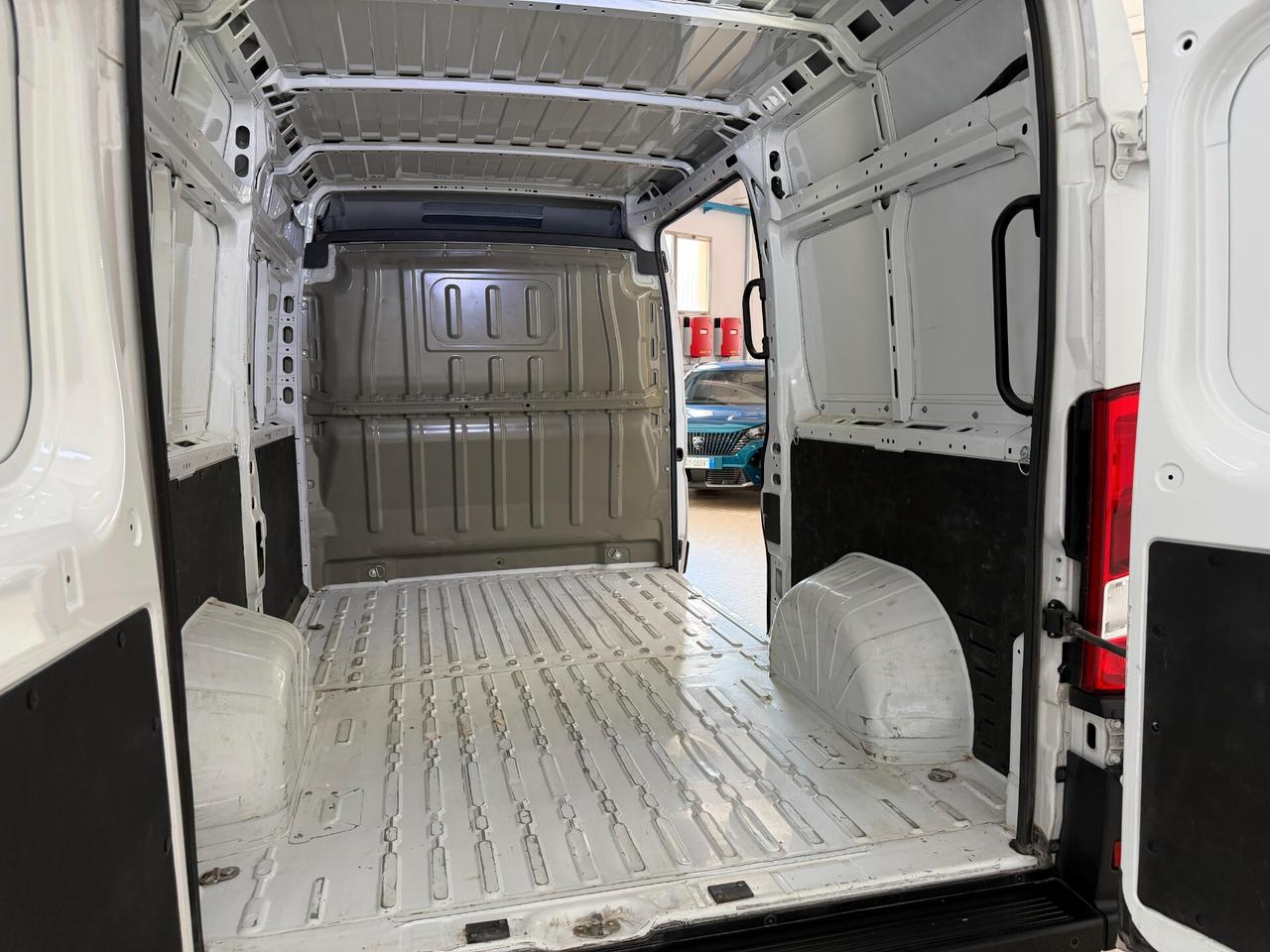Peugeot Boxer 335 2.2 BlueHDi 140cv L2 H2 Furgone 2024 Telecamera