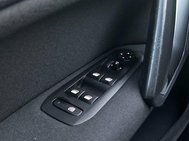 PEUGEOT 308 1.6BlueHDi 120 Allure