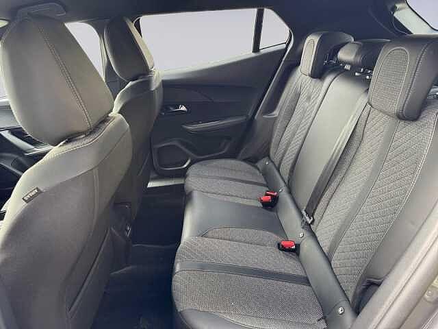 Peugeot 2008 1.2 PureTech 100 CV Allure