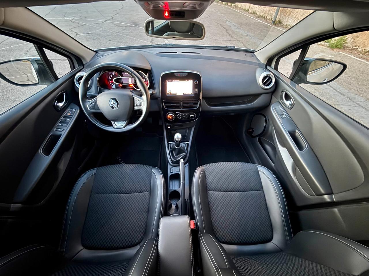 Renault Clio/1.5 75CV/CERCHI 17/FULL LED/RETROCAMERA