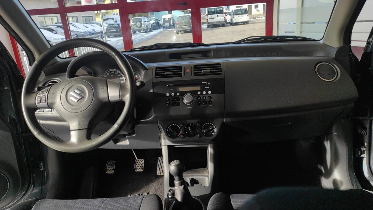 SUZUKI SWIFT 1.3 BENZINA 4X4 4WD UNICO PROPRIETARIO