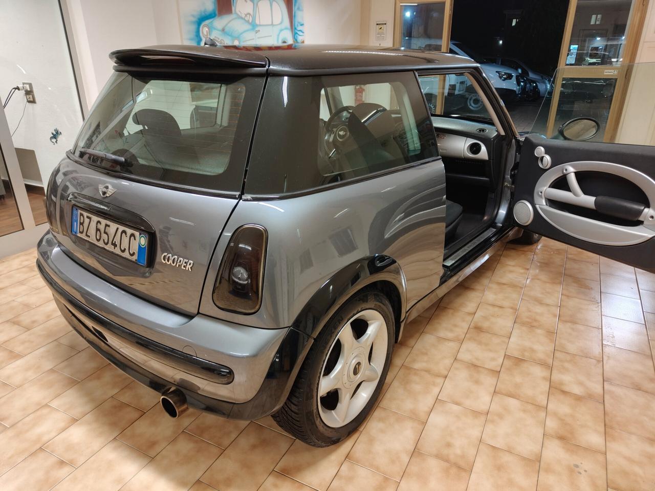 Mini 1.6 16V Cooper