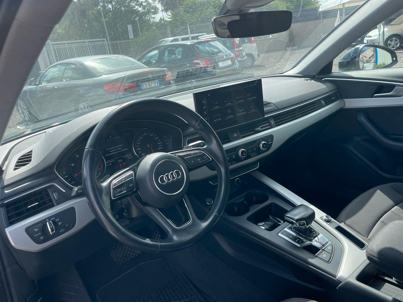 Audi A4 40 TDI S tronic Business