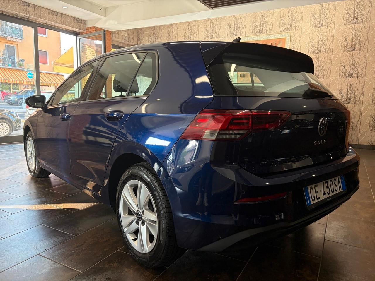 Volkswagen Golf 1.5 eTSI 130 CV EVO ACT DSG R-Line