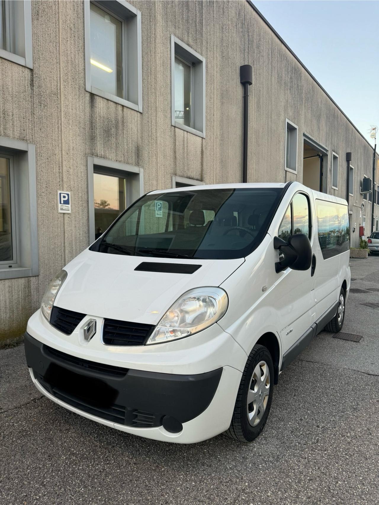 Renault Trafic T27 2.0 dCi/90 PC-TN Passenger Comfort DPF
