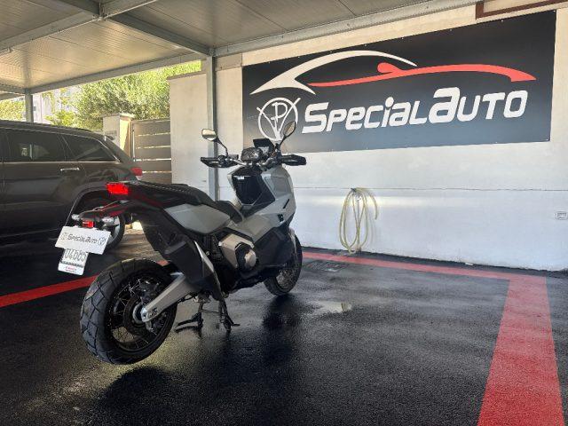 HONDA X-ADV 750 ABS DCT